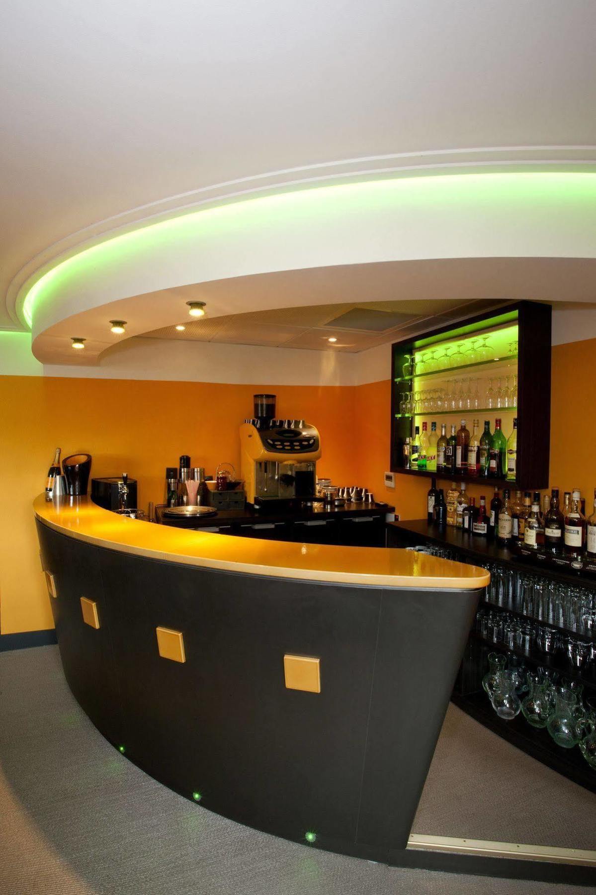 Auberge Du Poids Public Logis Hotel Saint-Felix-Lauragais Экстерьер фото